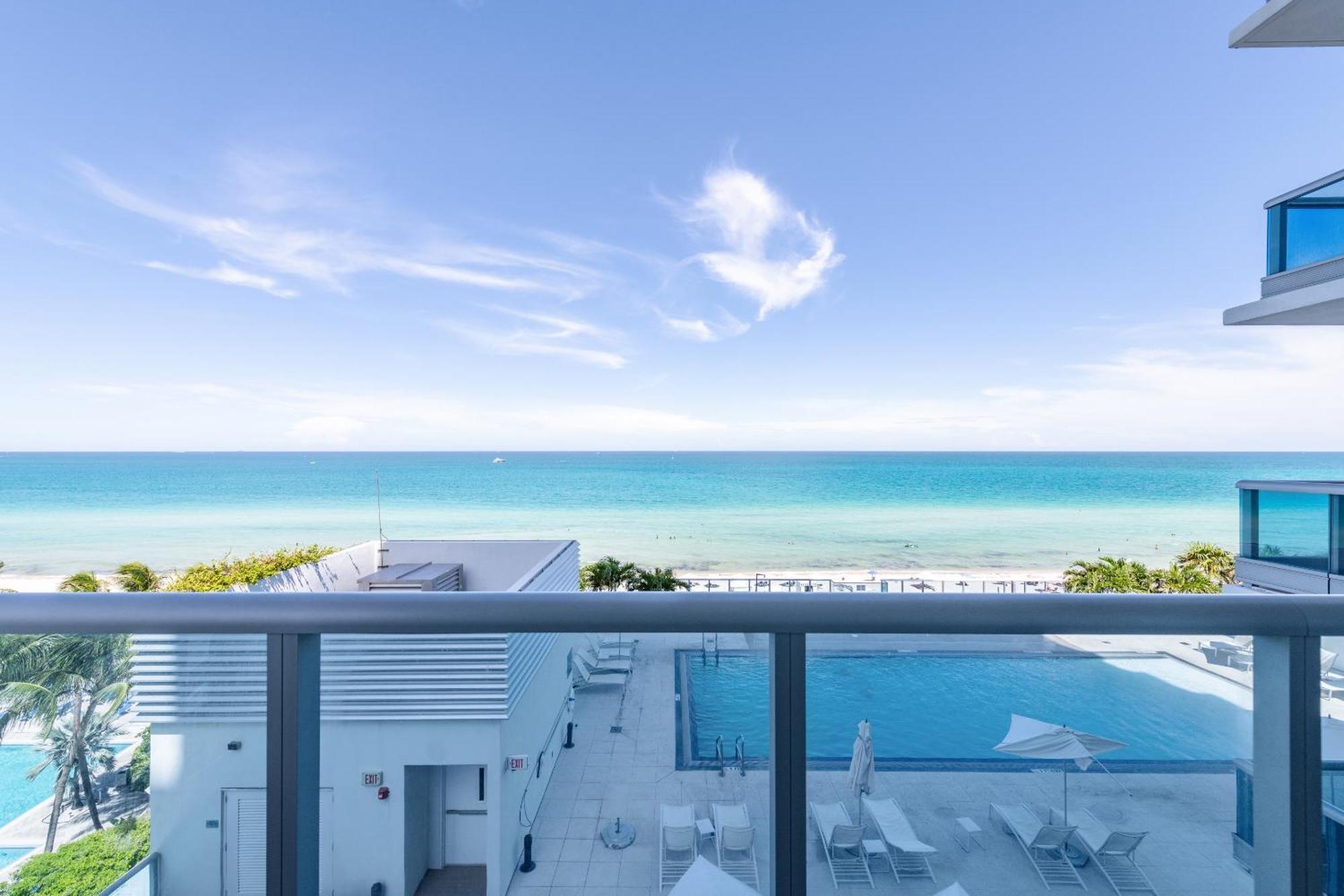 Bluebird Suites Monte Carlo Miami Beach Kamer foto
