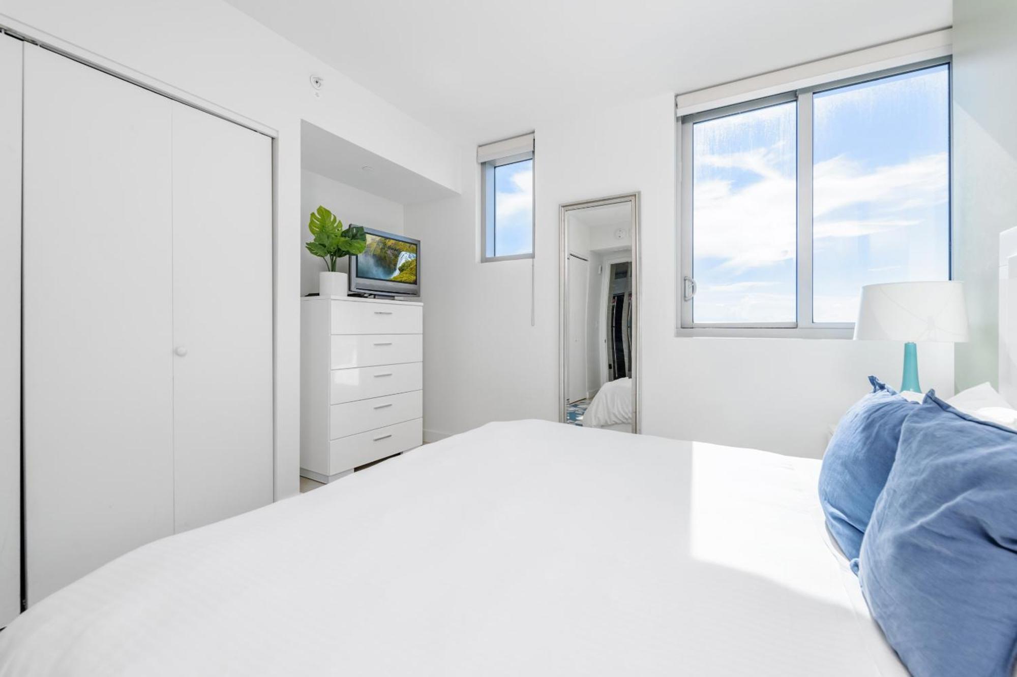 Bluebird Suites Monte Carlo Miami Beach Kamer foto